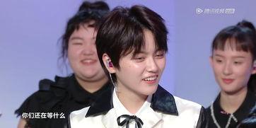 明星看娱乐圈吃瓜直播反应,娱乐圈明星吃瓜直播反应大揭秘